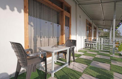 Amritpur Hotel | Hotel O Aditya Residency UK04