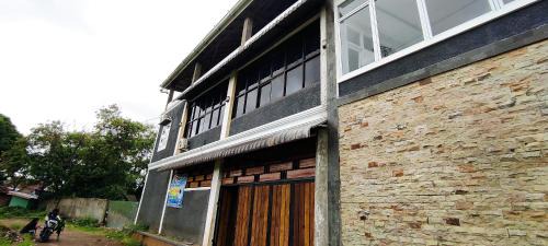 Ternate Hotel | Hotel O Aini Homestay