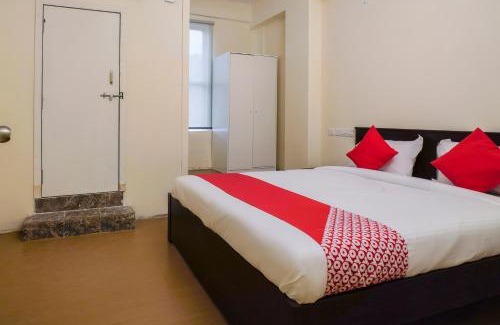Begumpet Hotel | Hotel O Alpine glow Zenith