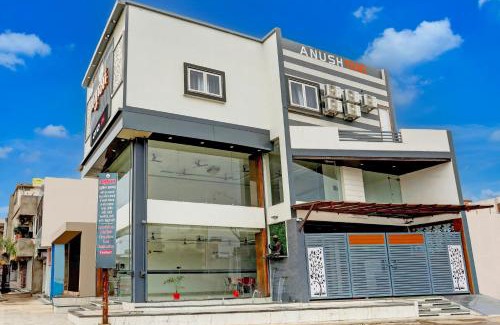 Jabalpur Hotel | HOTEL O ANUSHTHAN