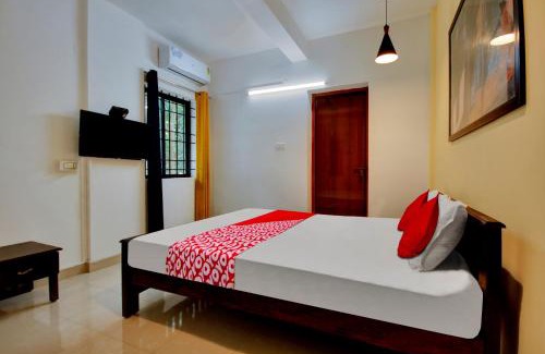 Kakkanad Hotel | Hotel O Baijus Residency