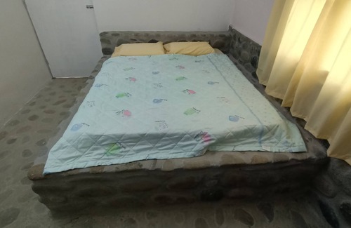 Downtown Kota Kinabalu House | Hotel O Flinstone Lodge