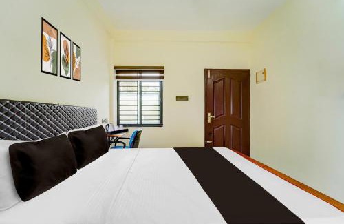 Kalamassery Hotel | Hotel O HMT Colony Kochi Formerly Pullans Arcade