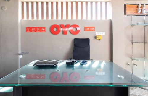 Indore Hotel | Hotel O Home Stay