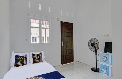 Pekanbaru Hotel | Hotel O Homestay Dinda Syariah Near Masjid Al Amin