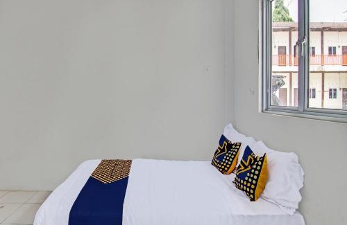 Pekanbaru Hotel | Hotel O Homestay Dinda Syariah Near Masjid Al Amin