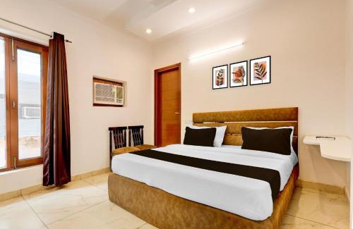 Sector 39 Hotel | Hotel O J N Residency