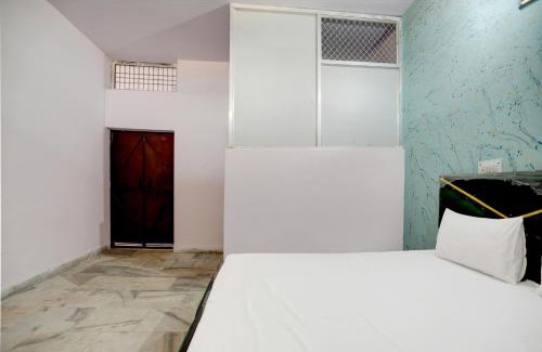 Aligarh Hotel | Hotel O LJP Farm House