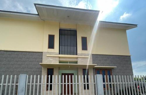 Pekanbaru Hotel | Hotel O Lona Guest House SyariahNearScience Park Universitas Riau