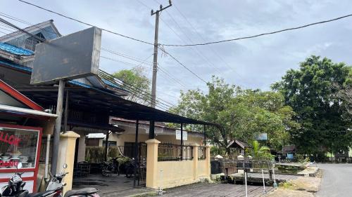 Kalimantan Hotel | Hotel O Losmen Griya Mulia Katingan Kuala