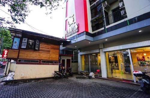 Manado City Centre Hotel | Hotel O Makassar near Gereja Advent Tikala Baru formerly Rid's Hotel