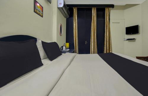 Kalkaji Hotel | Hotel O Malhotra BnB
