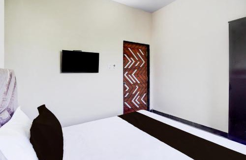 Burhanpur Hotel | Hotel O Midwaytreat Burhanpur