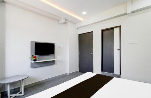 Kompally Hotel | Hotel O N Grand