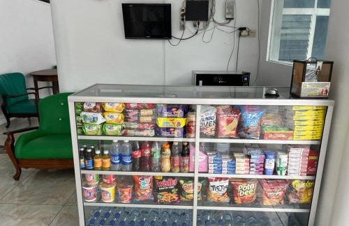 Pekanbaru Hotel | Hotel O Njy House SyariahNearBandara Sultan Syarif Kasim II