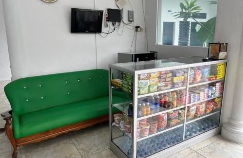 Pekanbaru Hotel | Hotel O Njy House SyariahNearBandara Sultan Syarif Kasim II