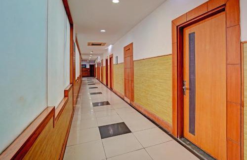 Indirapuram Hotel | Hotel O One Hotel