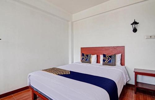 Pekanbaru Hotel | Hotel O Pondok Anggrek Syariah
