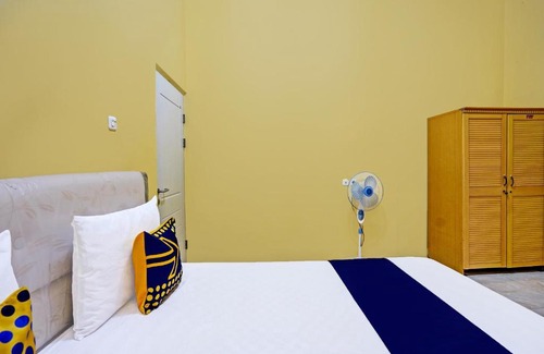 Surabaya Hotel | Hotel O Raffa Residence Syariah