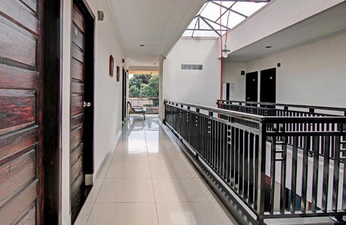 Pekanbaru Hotel | Hotel O Rosela House Syariah
