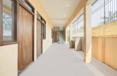 Moradabad Hotel | Hotel O Royal Guest House