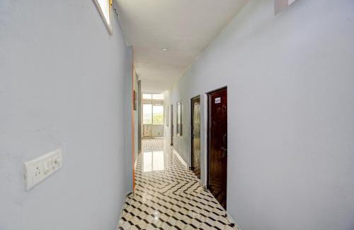 Varanasi Hotel | Hotel O Samyak Hotel