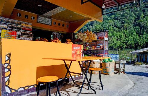 Berastagi Hotel | Hotel O Sejolie Sibayak