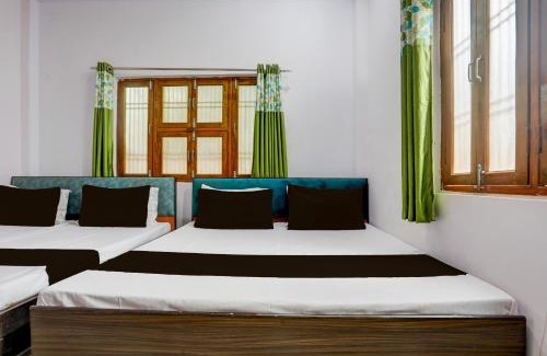 Sarnath Hotel | Hotel O Shanti Buddha