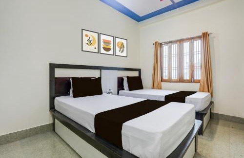 Sarnath Hotel | Hotel O Shanti Buddha