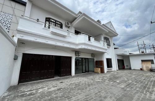 Medan Hotel | Hotel O Sm Raja Guest House