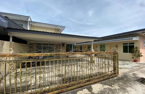 Keningau House | Hotel O Taman Kota Homestay