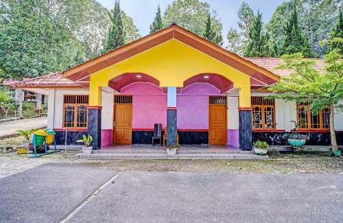 Kota Sidikalang Hotel | Hotel O Taman Wisata Iman Ii Near Taman Wisata Iman Sitinjo
