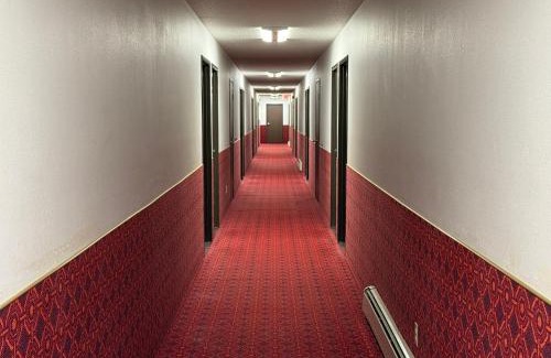 Culbertson Hotel | Hotel O The Kings Inn Culberston MT HWY 2