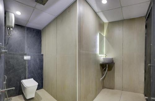 Surat Hotel | Hotel O VJ rooms
