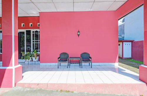 Sulawesi Hotel | Hotel O Wisma Arwini Syariah Near Benteng Balangnipa