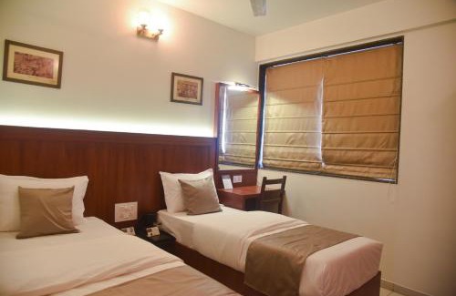 Kolhapur Hotel | Hotel Old Urban Guest House