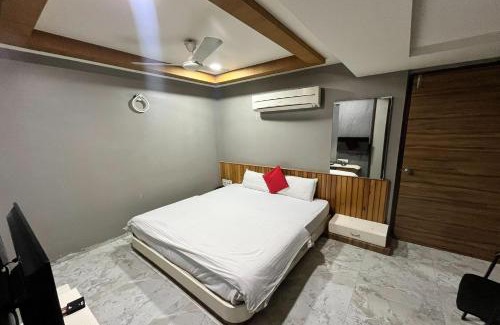 Ahmedabad Hotel | Hotel Om Balaji