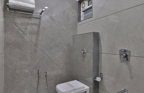 Sayajiganj Hotel | Hotel Orbit