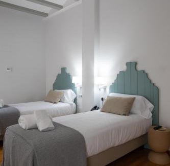 Valdealgorfa Hotel | Hotel Palacio Barón de Andilla