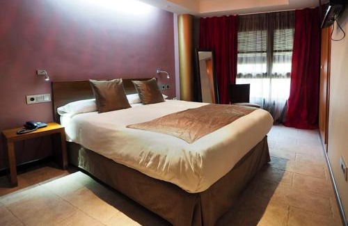 Las Ventas de Santa Lucia Hotel | Hotel Palacio del Obispo