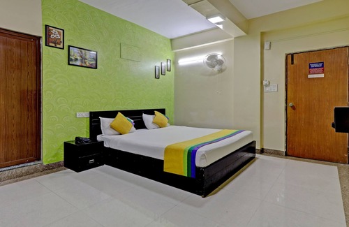 Sadduguntepalya House | Hotel Palm Emirates