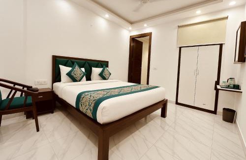 Mahipalpur Extension Hotel | Hotel Palm View by JMD Group