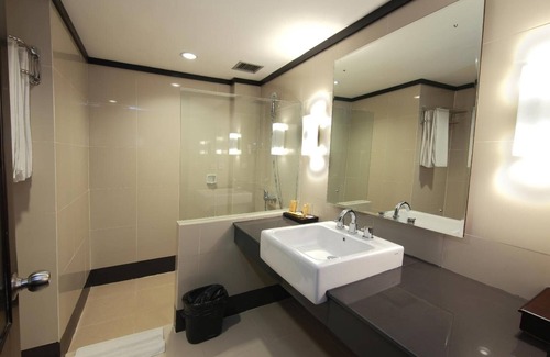 Padang Hotel | Hotel Pangeran Beach