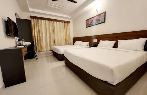Tiruchanur Hotel | HOTEL PARK RAAMA