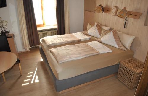 Nabburg Bed & Breakfast | Hotel Pension Schwarzer Adler