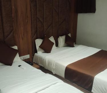 Gandhinagar Hotel | Hotel Pera Villa