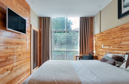 Valparaiso Hotel | Hotel Petropolis Inn