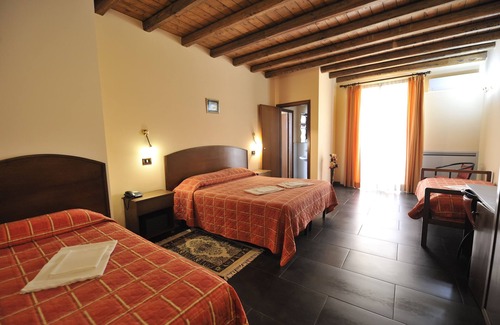 Termini Imerese Hotel | Hotel Piccolo di Corduneanu Aurora