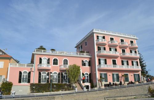 Bordighera Hotel | Hotel Piccolo Lido