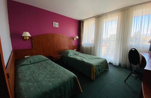 Trzemeszno Hotel | Hotel Pietrak